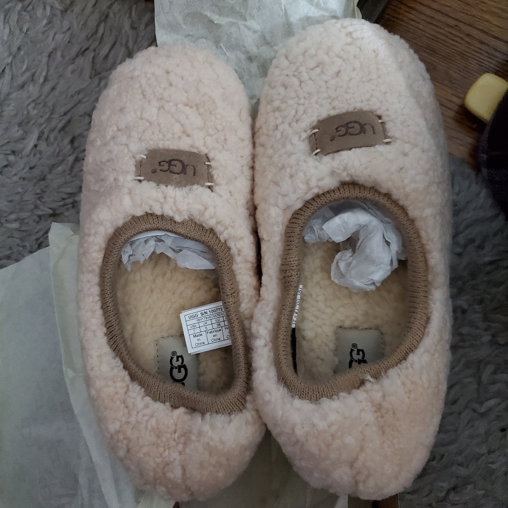 New ugg slippers